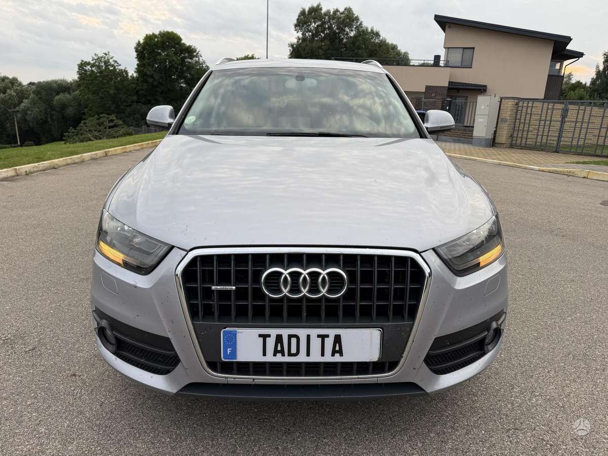 Audi Q3, 2.0 l., Внедорожник / Кроссовер