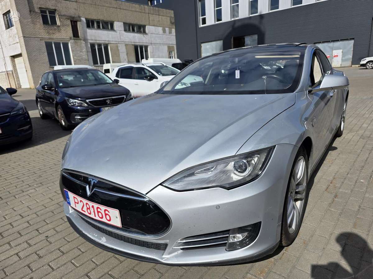 Tesla Model S, 85 kWh, hatchback