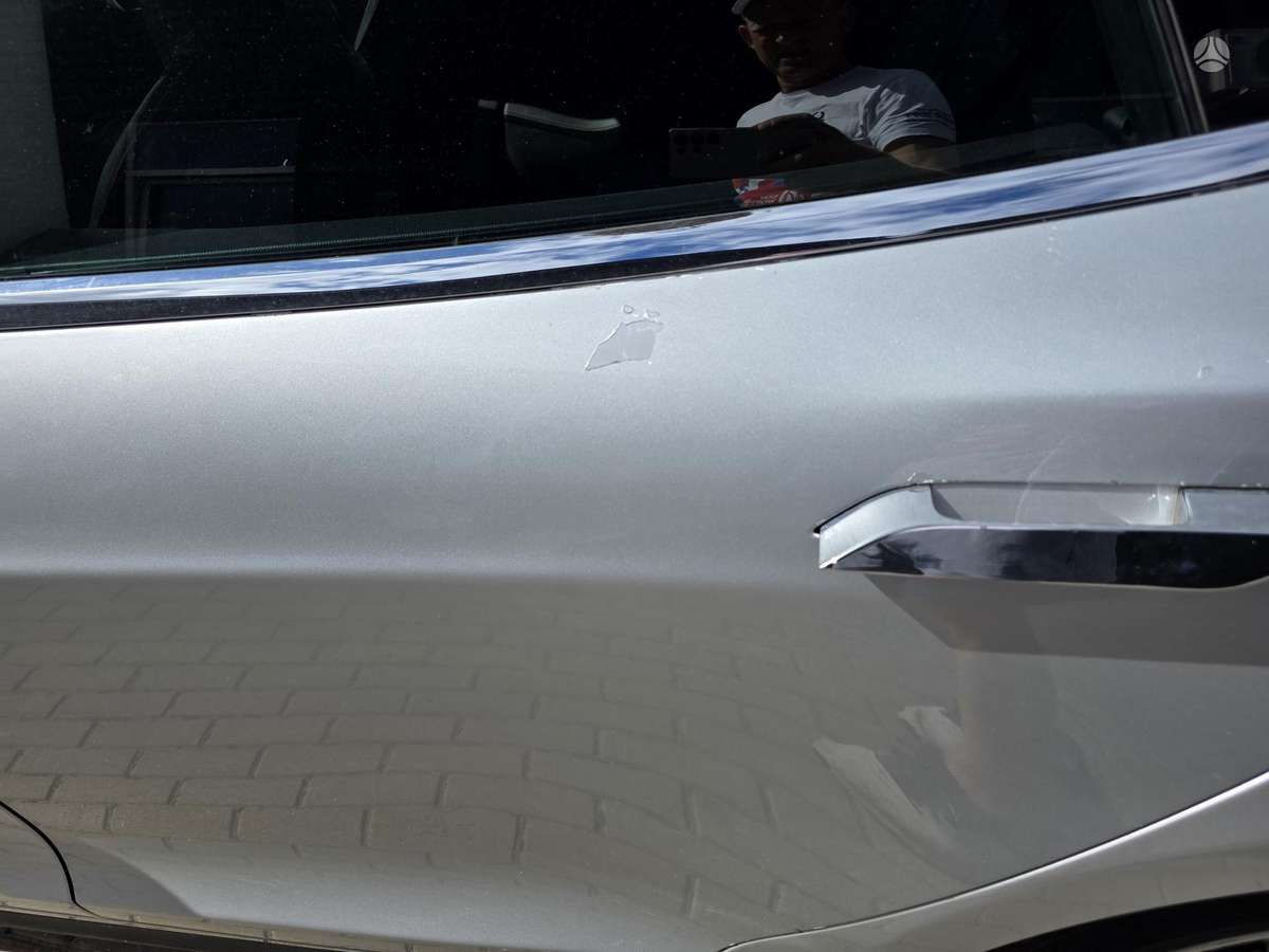 Tesla Model S, 85 kWh, hatchback