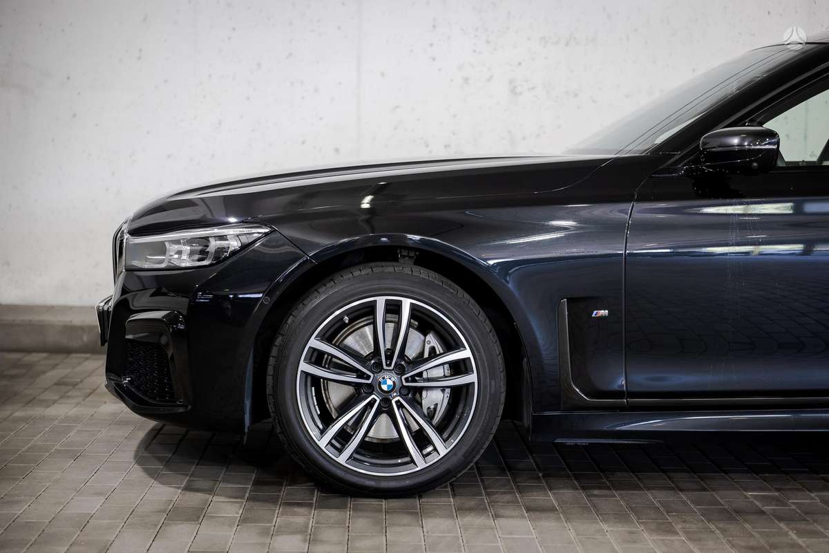 BMW 730, 3.0 l., Седан