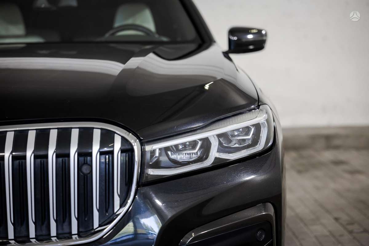 BMW 730, 3.0 l., Седан