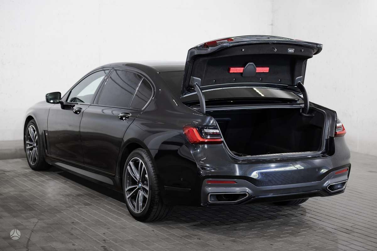 BMW 730, 3.0 l., Седан