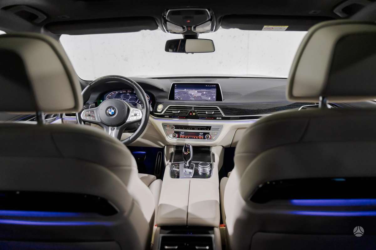 BMW 730, 3.0 l., Седан