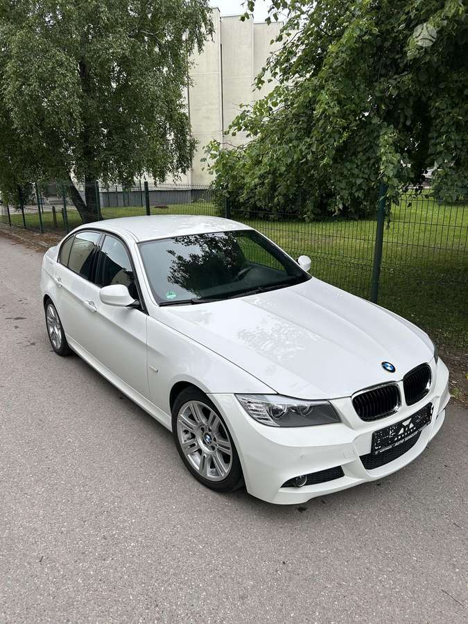 BMW 318, 2.0 l., Седан