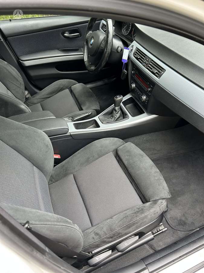 BMW 318, 2.0 l., Седан