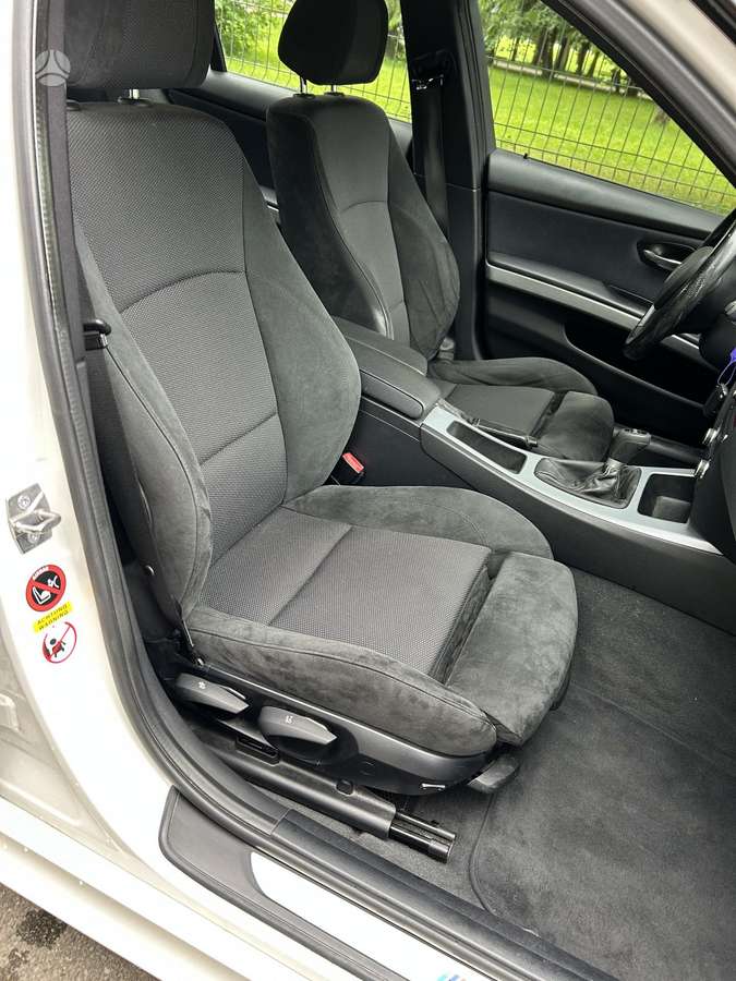 BMW 318, 2.0 l., Седан