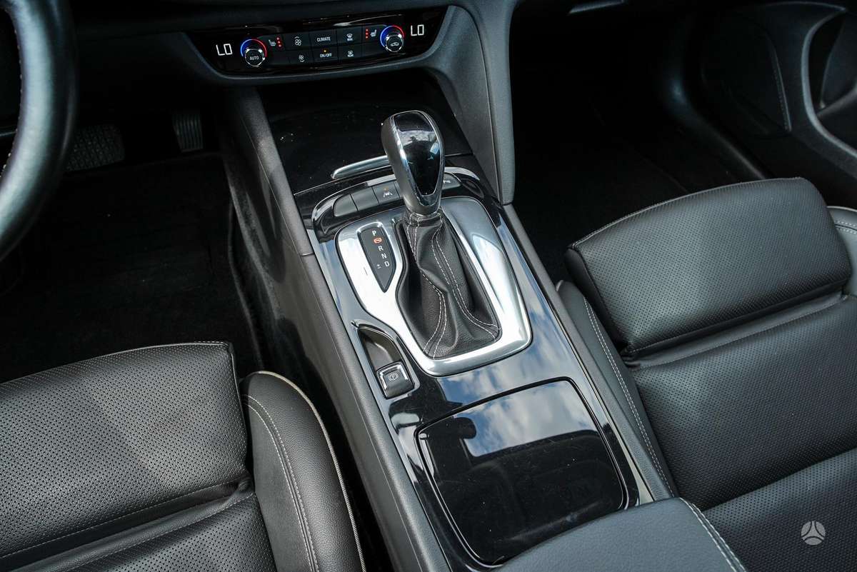Opel Insignia, 2.0 l., Универсал