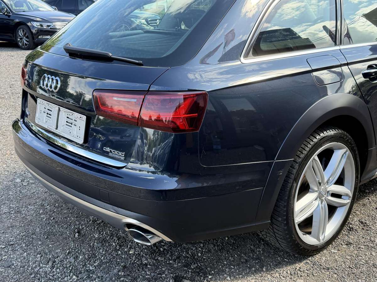 Audi A6 allroad, 3.0 l., Универсал