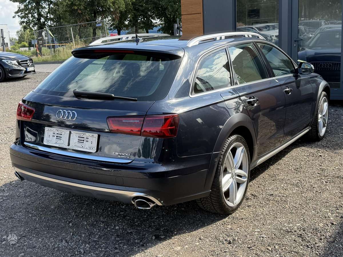 Audi A6 allroad, 3.0 l., Универсал