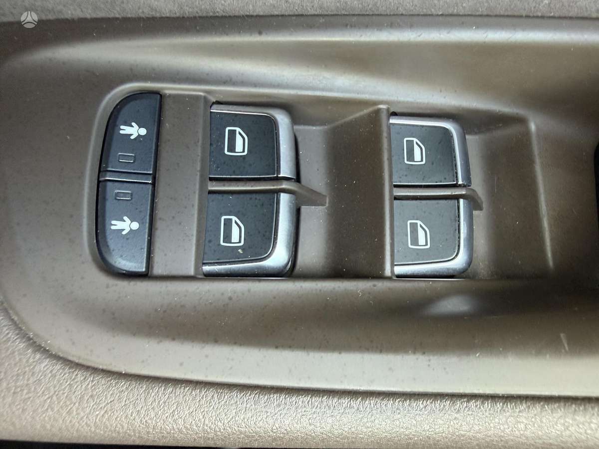 Audi A6 allroad, 3.0 l., Универсал