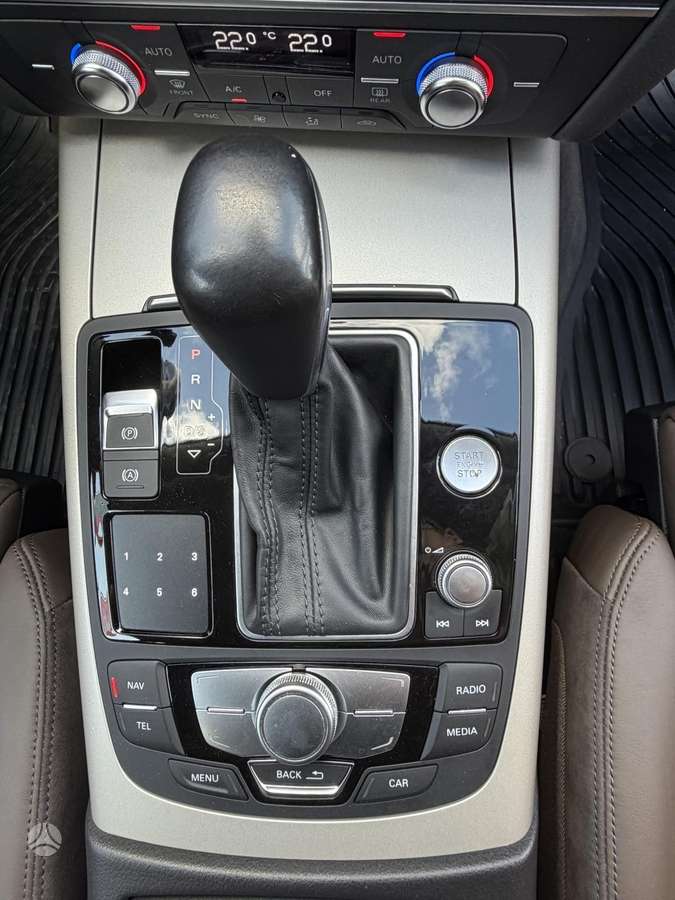 Audi A6 allroad, 3.0 l., Универсал