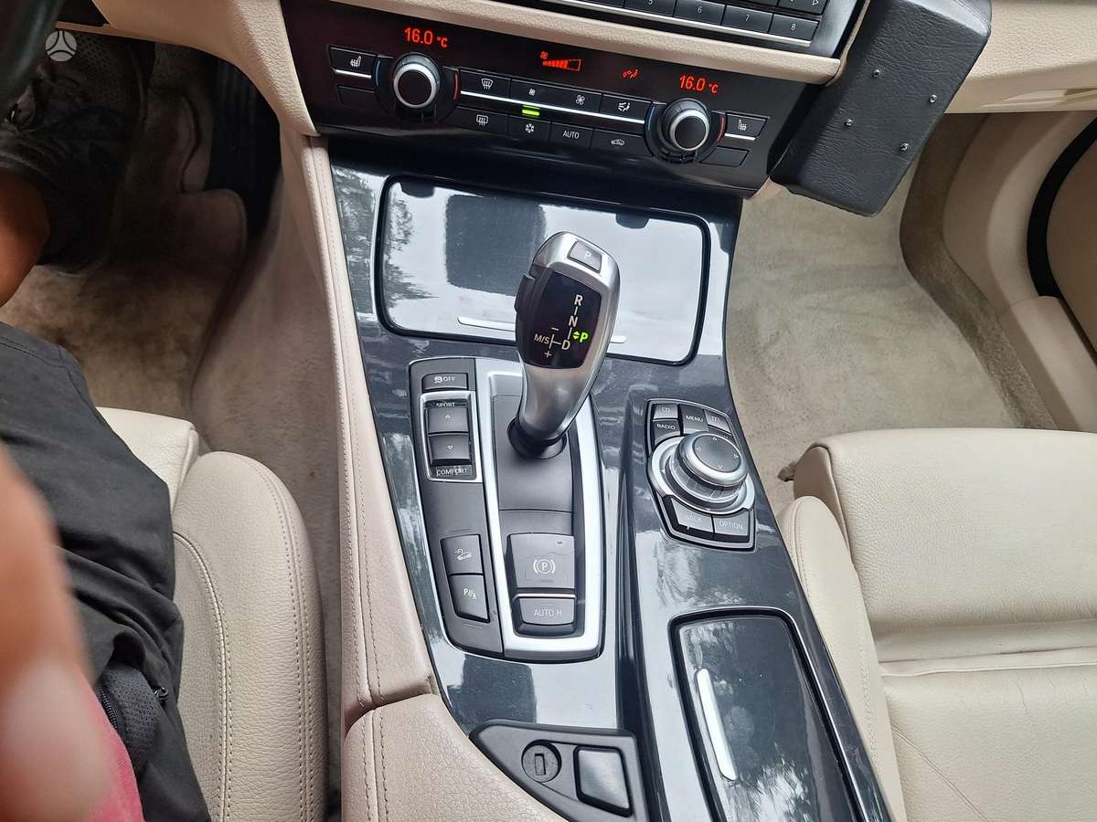 BMW 530, 3.0 l., wagon
