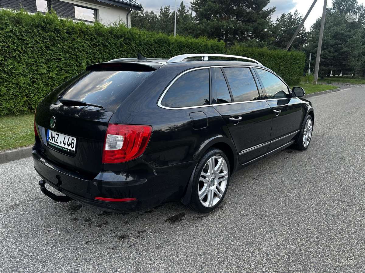 Skoda Superb, 2.0 l., Универсал