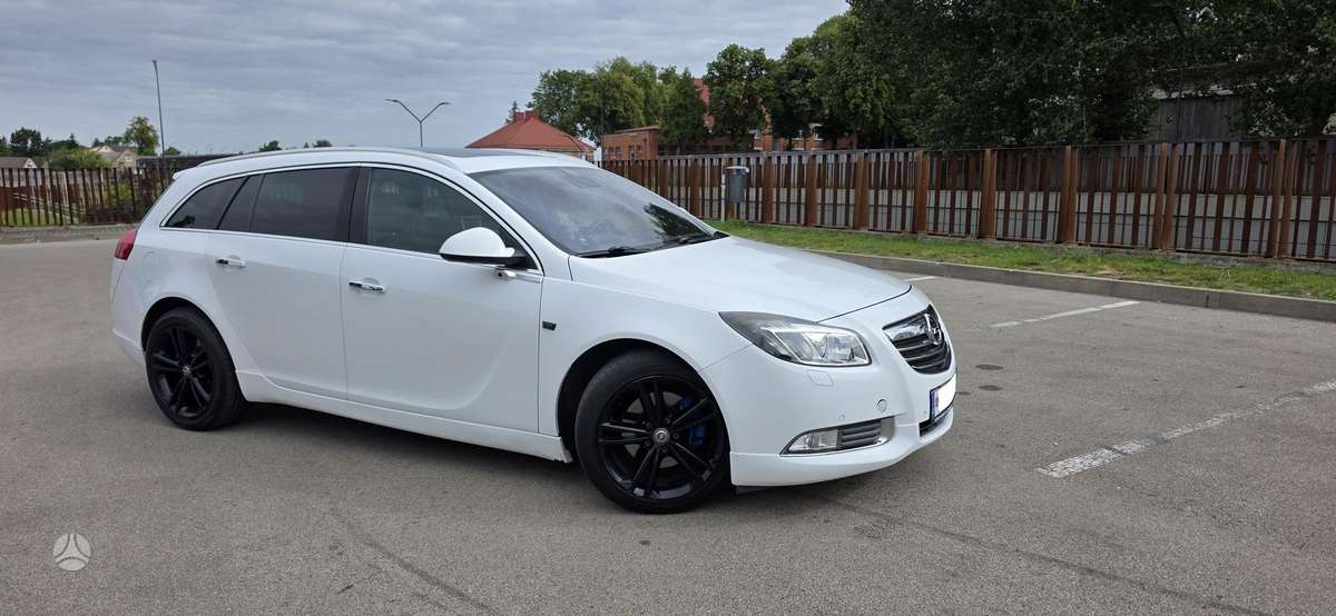 Opel Insignia, 2.0 l., Универсал