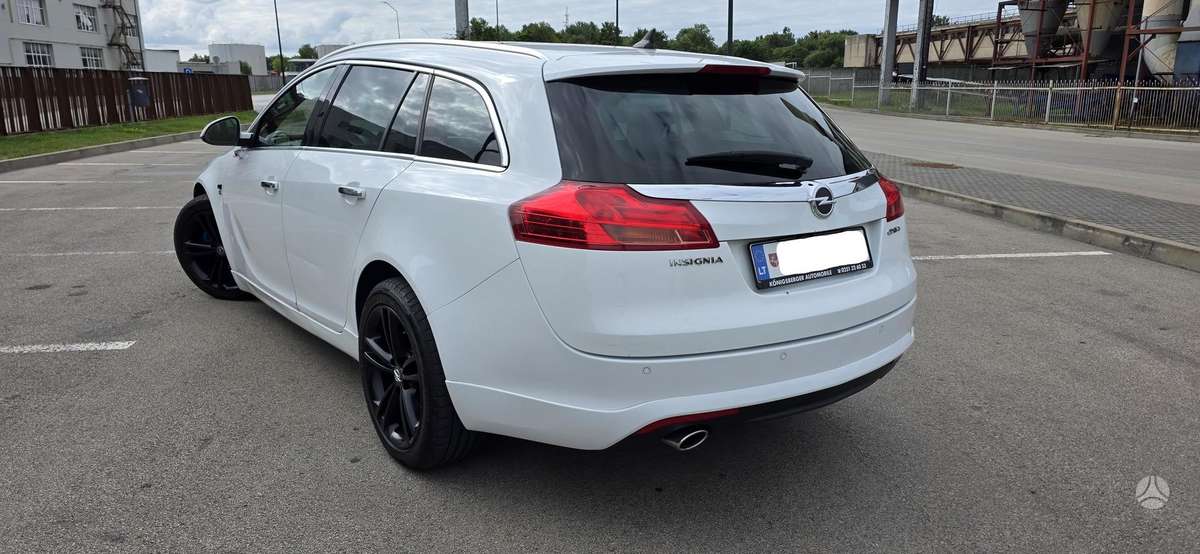 Opel Insignia, 2.0 l., Универсал