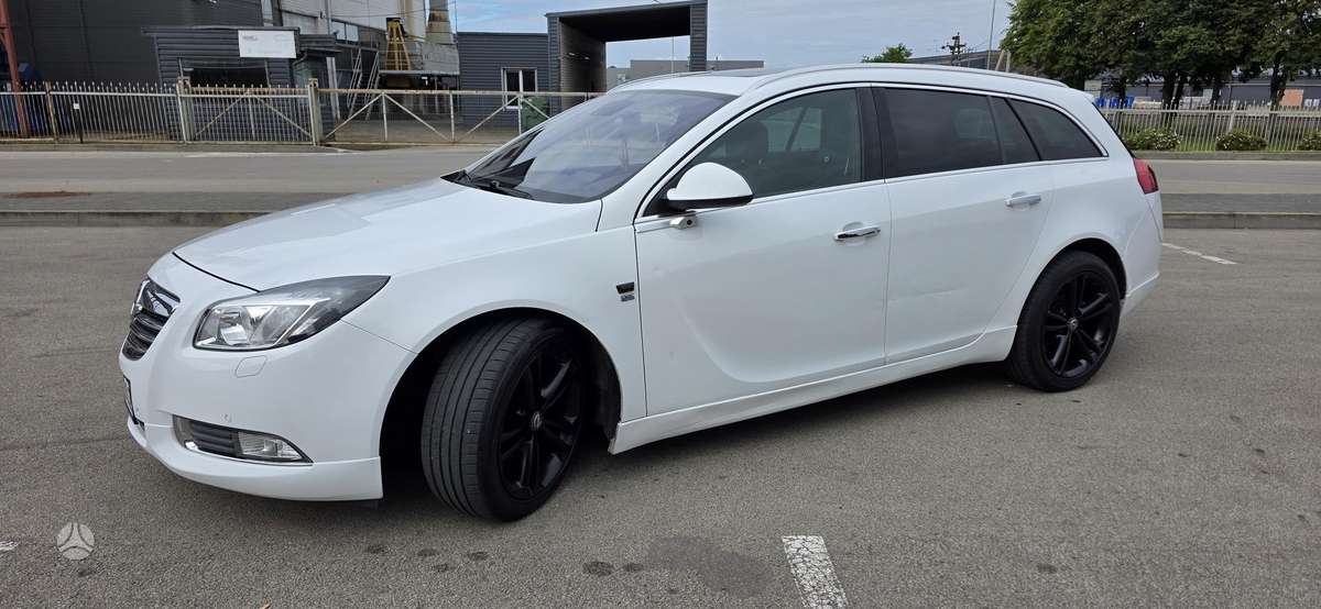 Opel Insignia, 2.0 l., Универсал