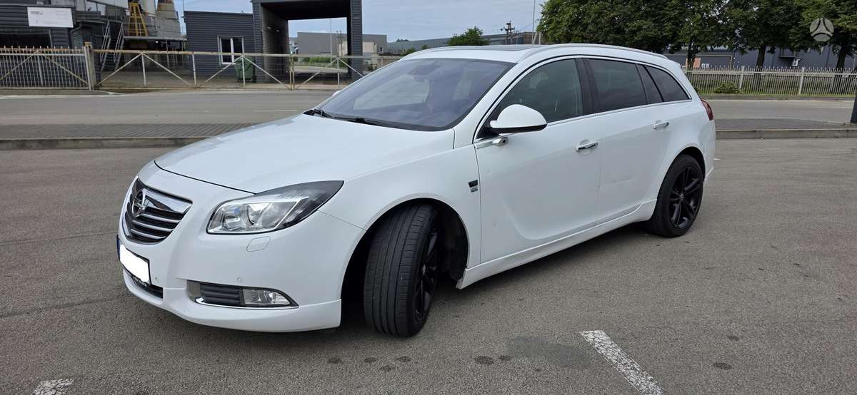 Opel Insignia, 2.0 l., Универсал