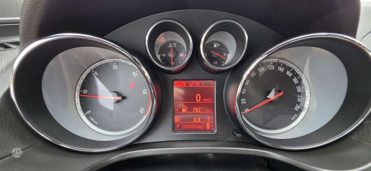 Opel Insignia, 2.0 l., universalas