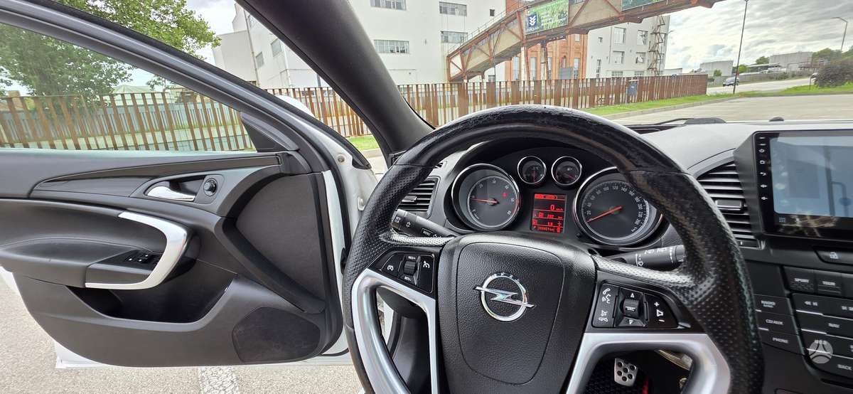 Opel Insignia, 2.0 l., Универсал