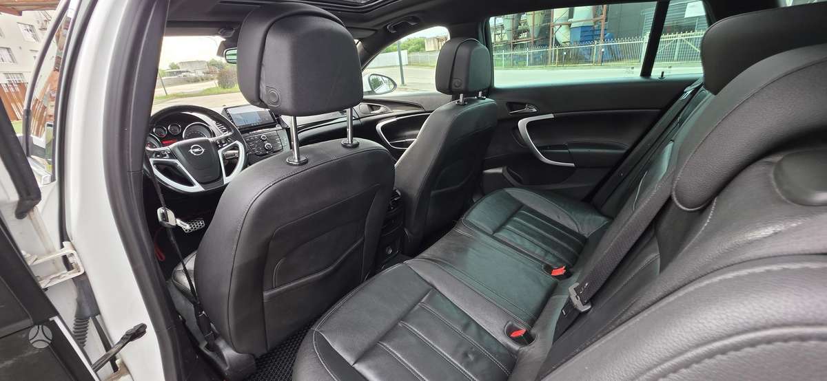 Opel Insignia, 2.0 l., Универсал