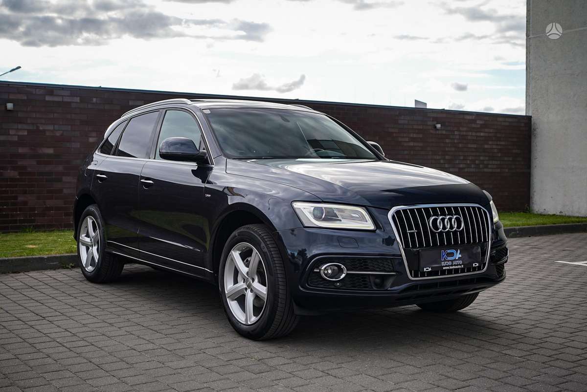 Audi Q5, 2.0 l., off-road / crossover
