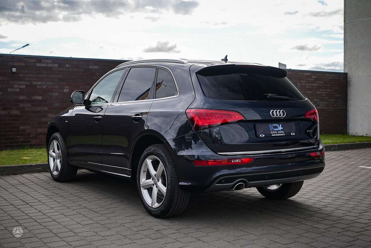 Audi Q5, 2.0 l., Внедорожник / Кроссовер