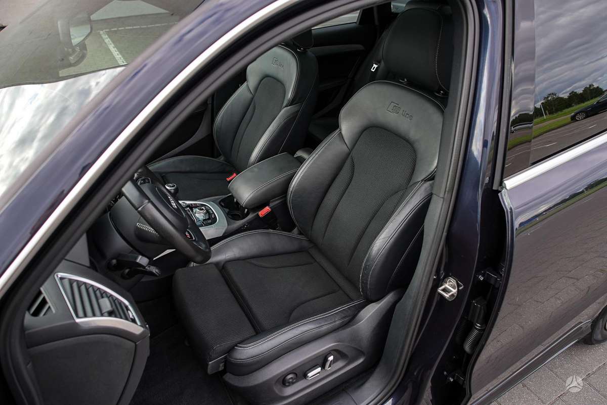 Audi Q5, 2.0 l., off-road / crossover