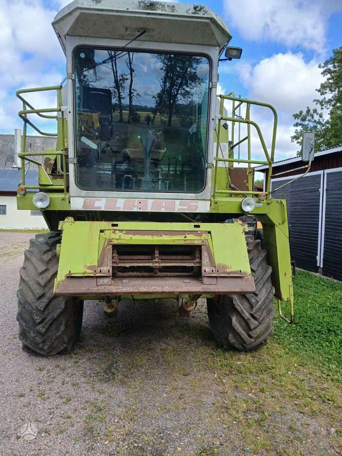 Claas Dominator 76, combine harvesters