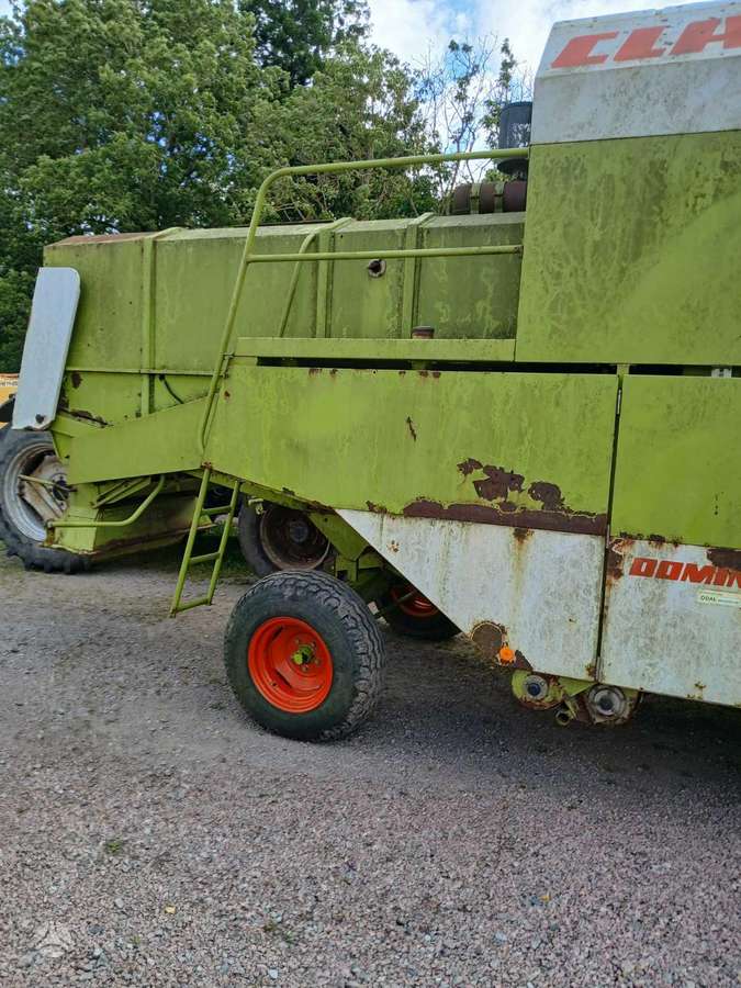 Claas Dominator 76, combine harvesters