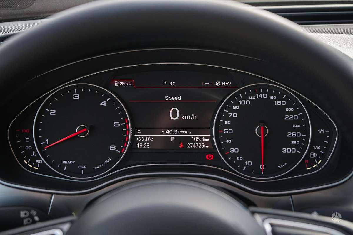Audi A6, 2.0 l., Седан