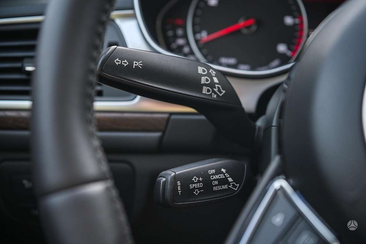 Audi A6, 2.0 l., Седан