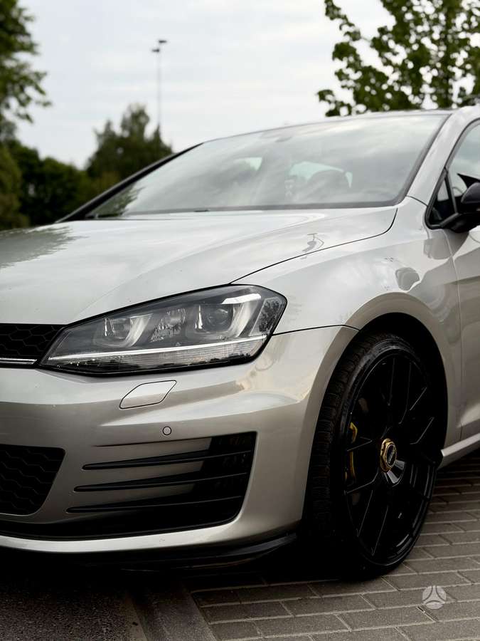 Volkswagen Golf, Хэтчбек