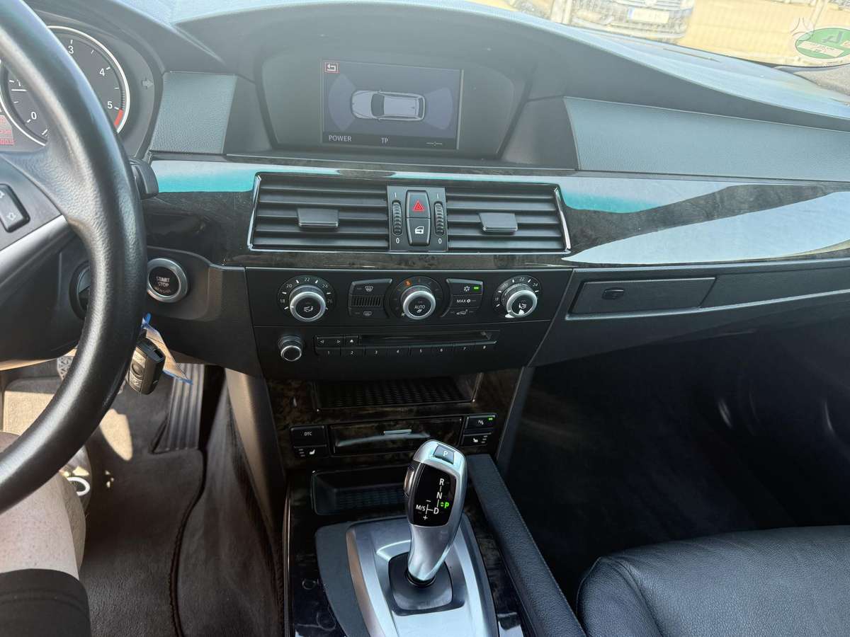 BMW 520, 2.0 l., Универсал