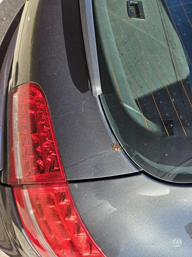 Audi A6, 2.0 l., universalas