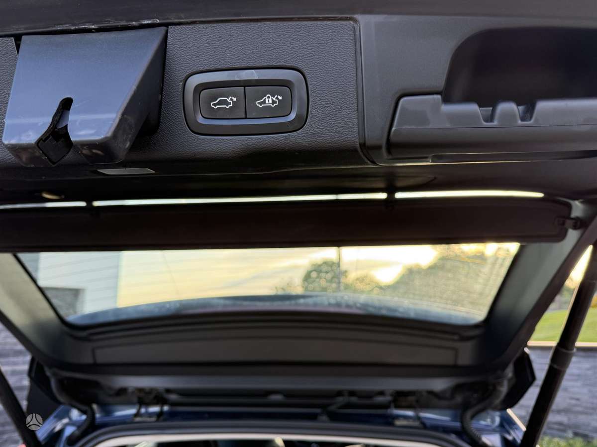 Volvo XC60 - 8
