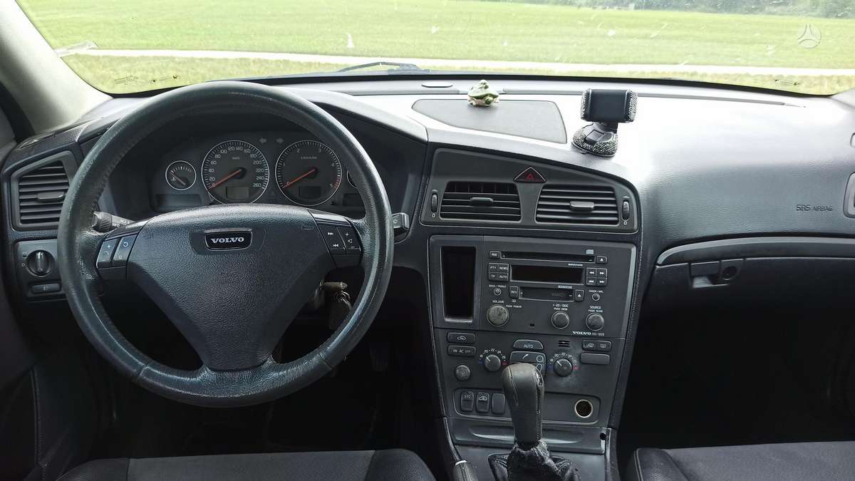 Volvo S60, 2.4 l., Седан