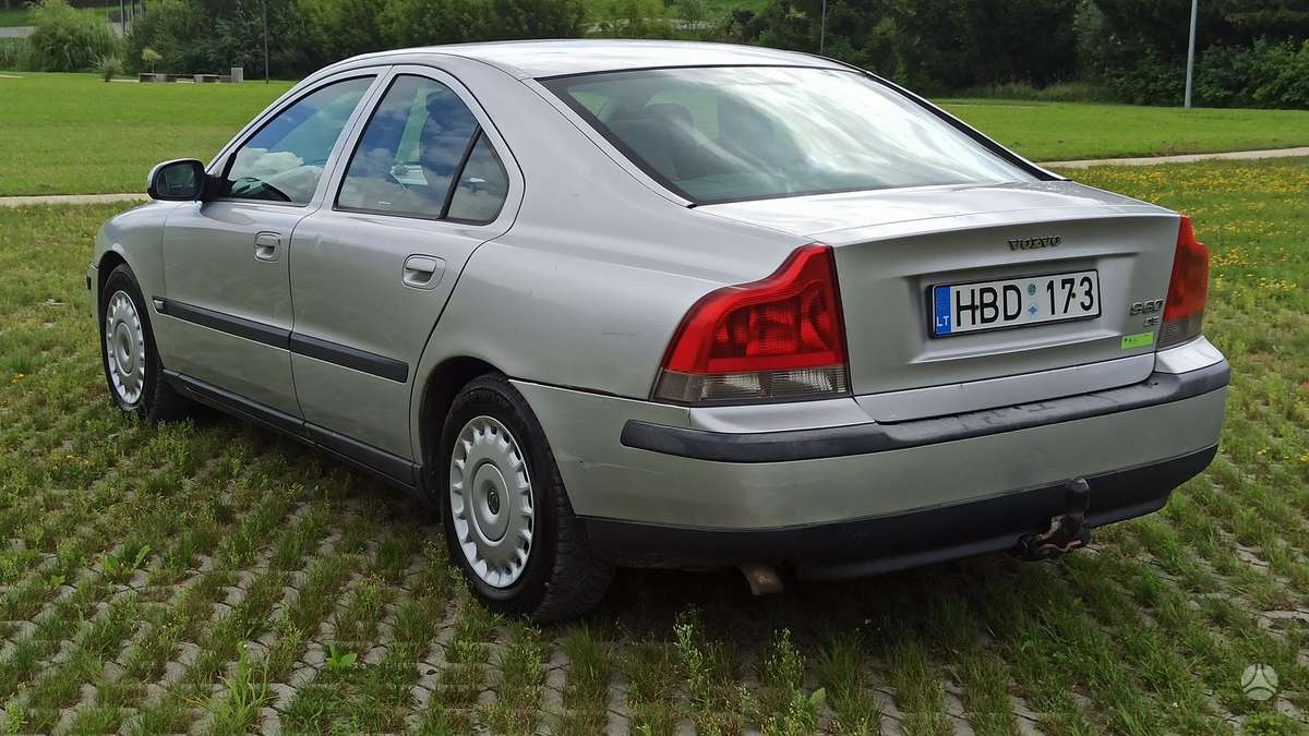 Volvo S60, 2.4 l., Седан