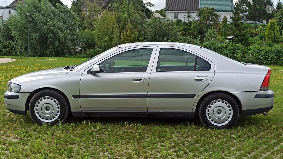 Volvo S60, 2.4 l., Седан