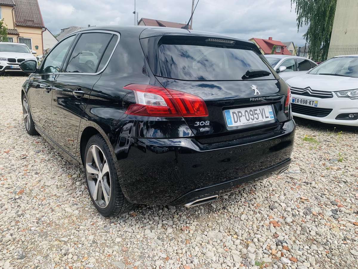 Peugeot 308, 1.2 l., hatchback