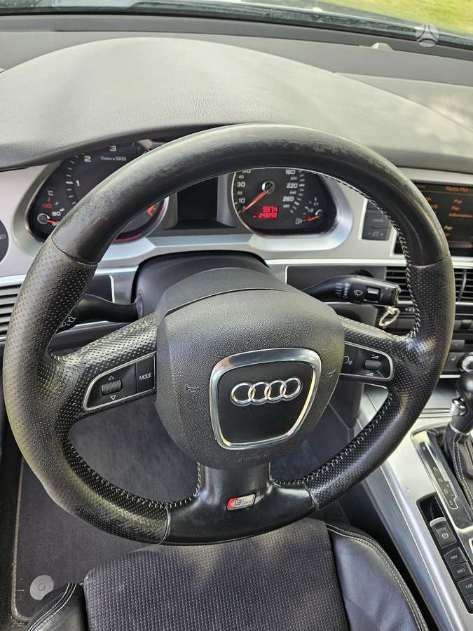 Audi A6, 2.0 l., universalas