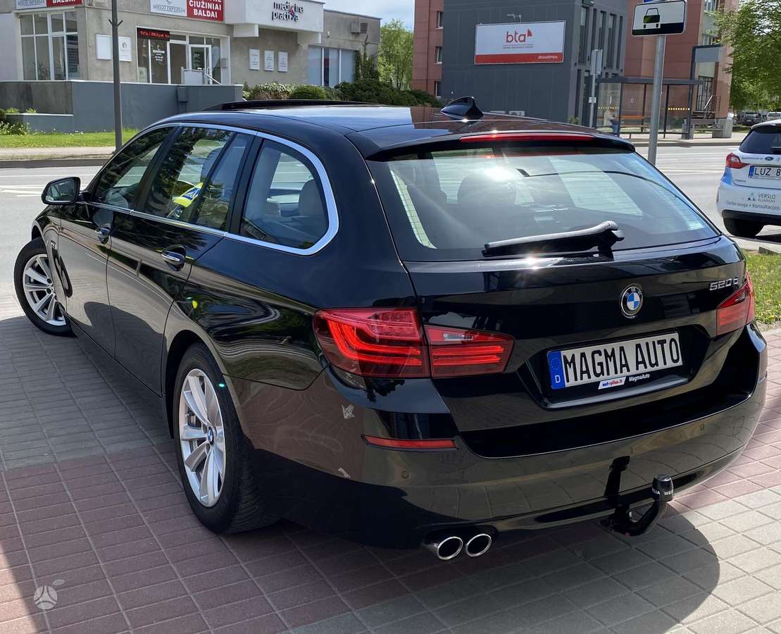 BMW 520, 2.0 l., wagon