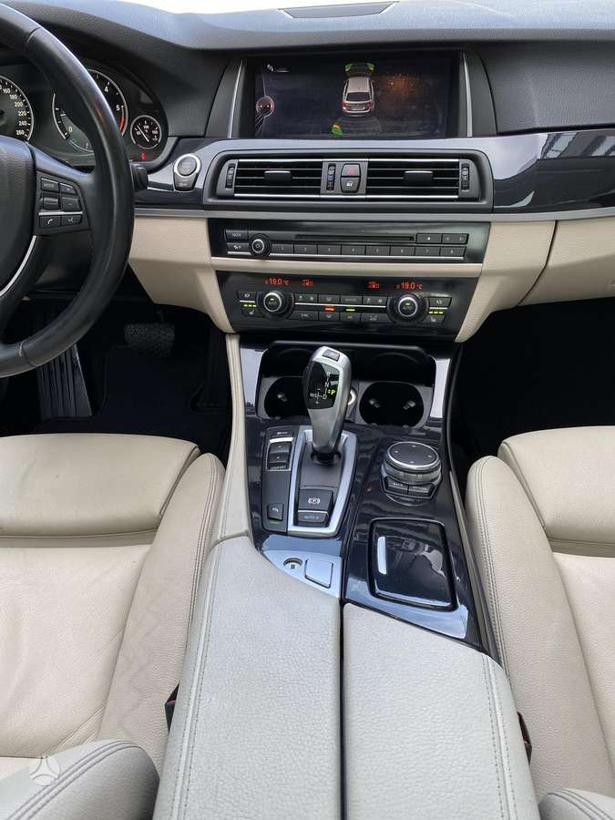 BMW 520, 2.0 l., wagon
