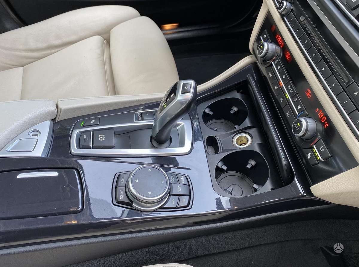 BMW 520, 2.0 l., wagon