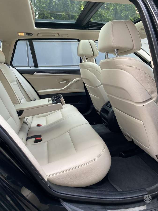 BMW 520, 2.0 l., wagon