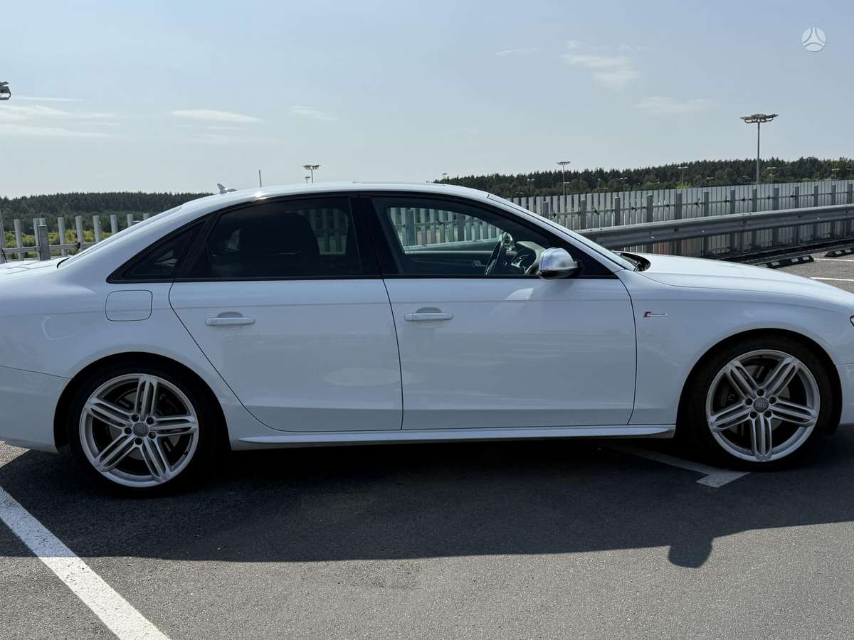 Audi S4, 3.0 l., Седан