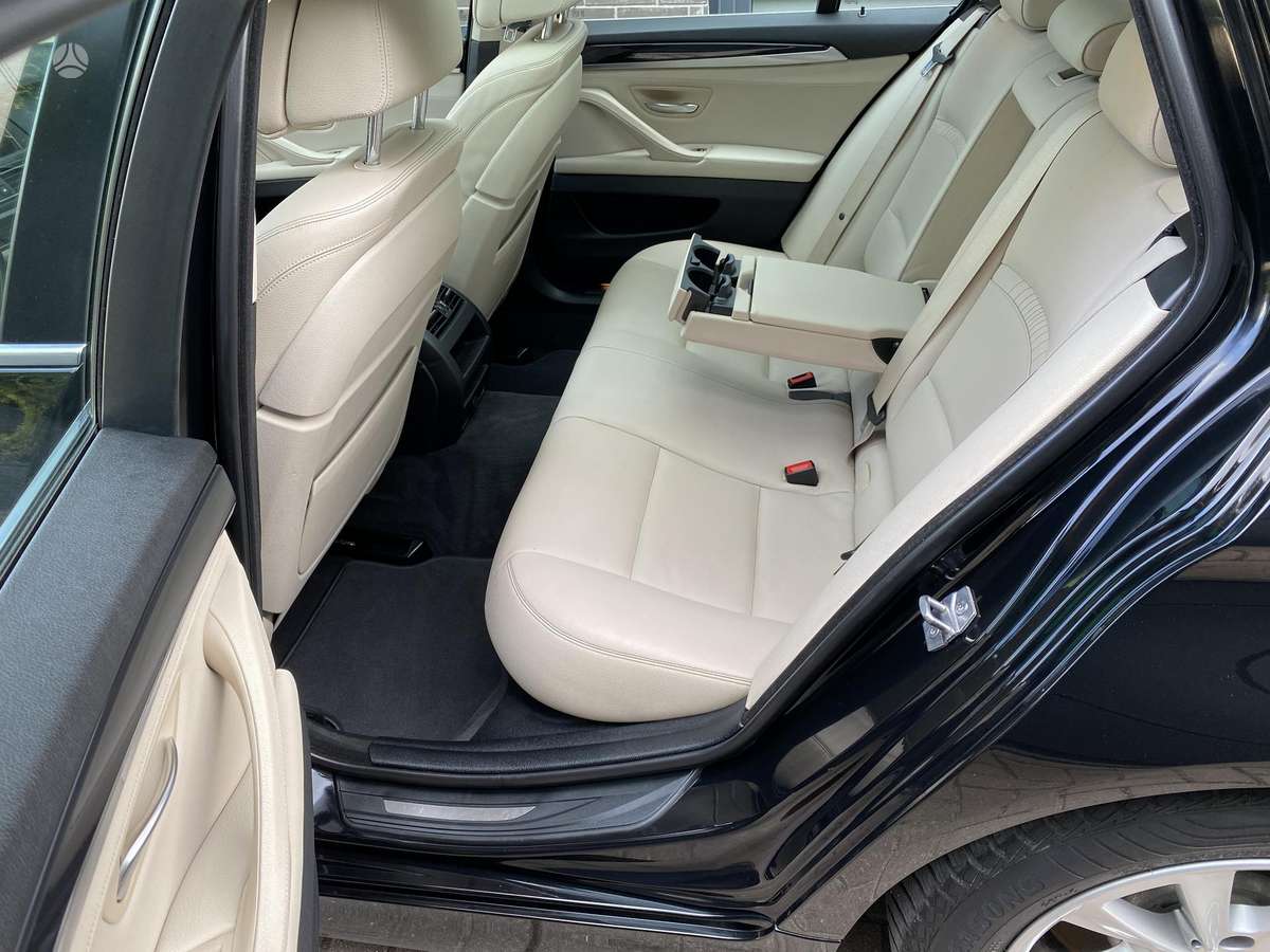 BMW 520, 2.0 l., wagon