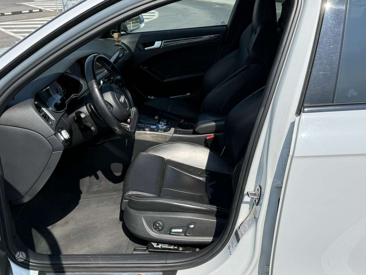 Audi S4, 3.0 l., Седан