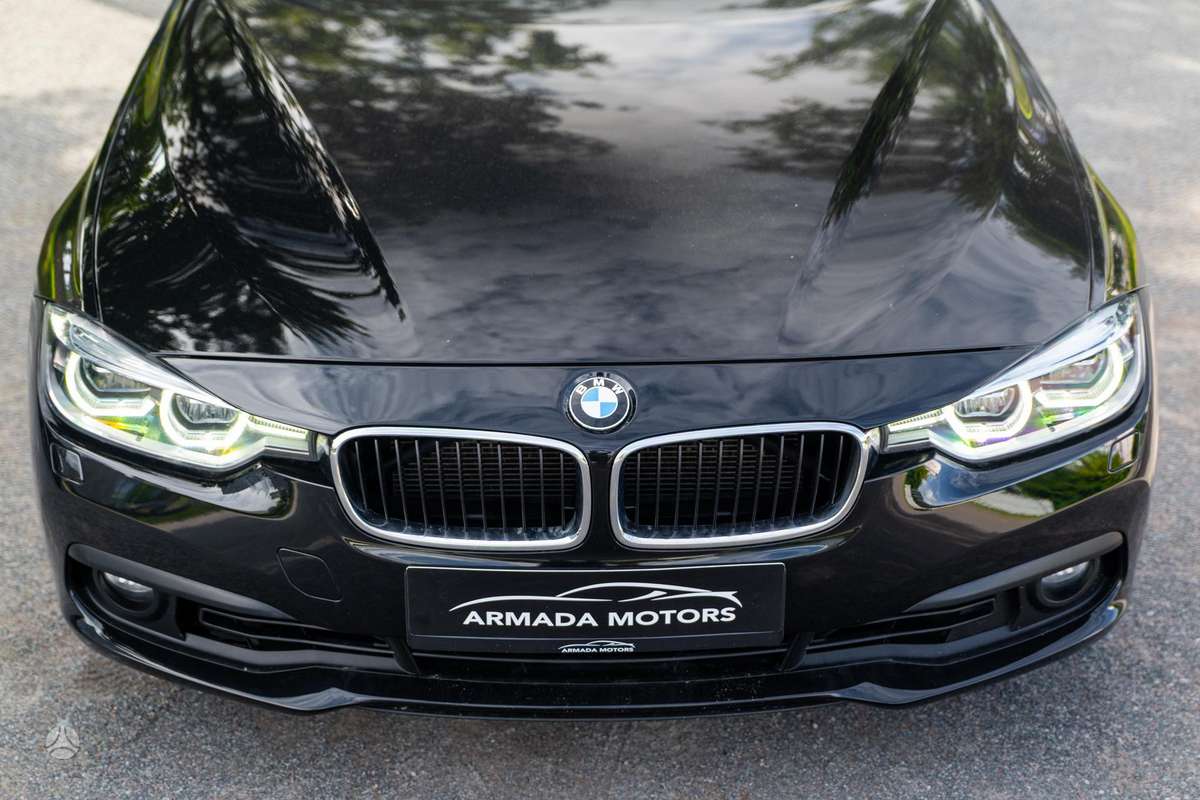 BMW 318, 1.5 l., Седан