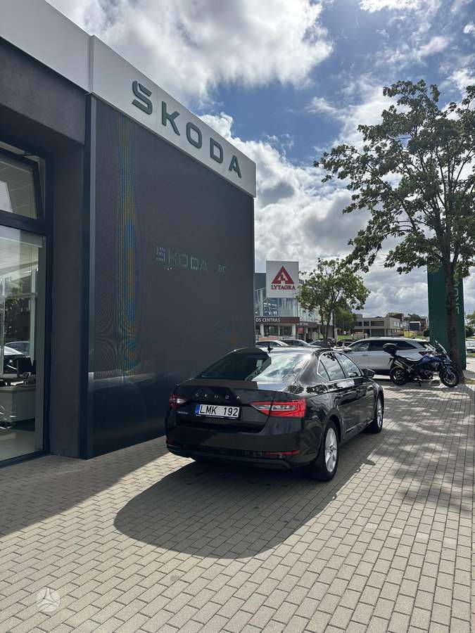 Škoda Superb - 6