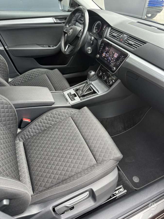 Škoda Superb - 9